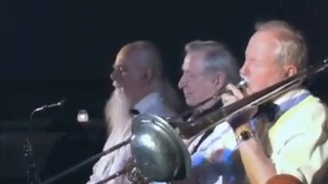 Over In The Gloryland - Norrie Cox's Jazz Band смотреть онлайн
