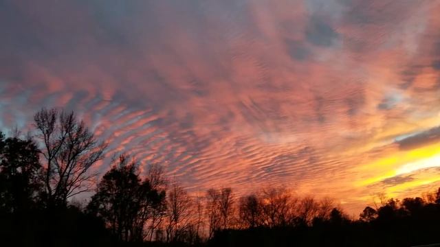 форма куба в облаках 11 26 2018 cube formation in clouds смотреть онлайн