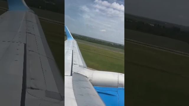 Вылет из Минеральных Вод в Москву ( Внуково). На Боинге 737-800NG смотреть онлайн
