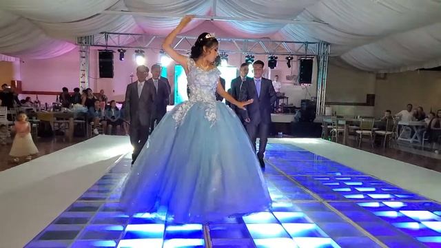 xv años mariely смотреть онлайн