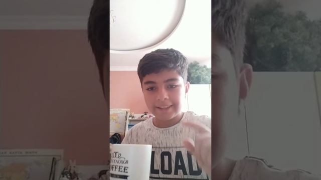 Попить целый стакан воды за 5 сикунд смотреть онлайн