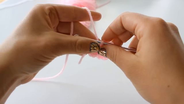 How to Crochet a Simple Flower | Easy Crochet Flower Appliqué | Small Crochet Flowers | Quick Craft смотреть онлайн
