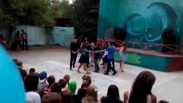 Танец микс в лагере смотреть онлайн