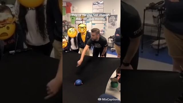 Gravity visualized! смотреть онлайн