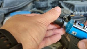 Заправка герметика в автокондиционер