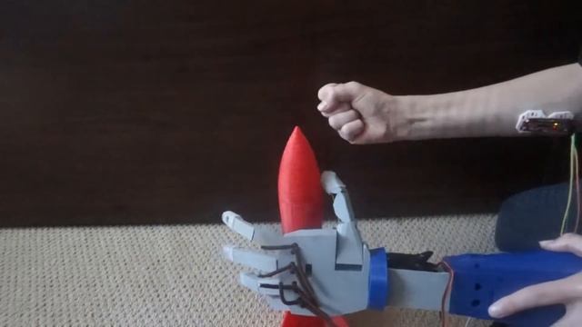 Arduino Robotic Prosthetic Hand (EMG) смотреть онлайн