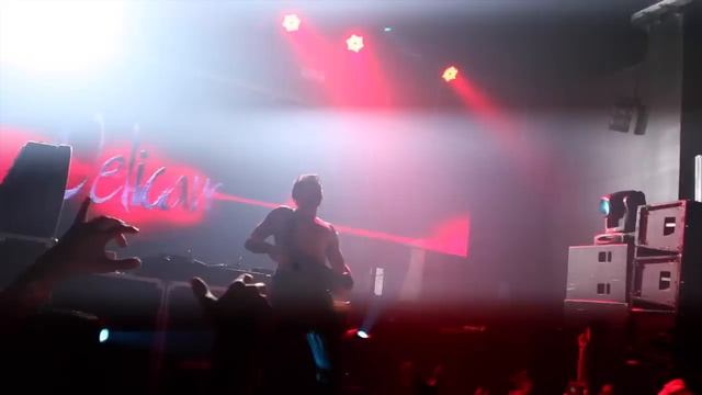 Kirill Slepuha - The craziest DJ in the World!! смотреть онлайн