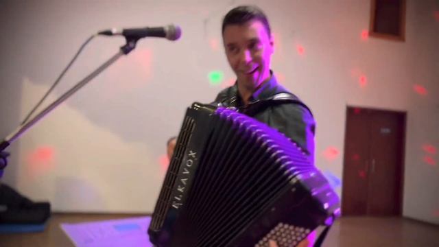 Luis Godinho - Eu nasci a ouvir o fado смотреть онлайн