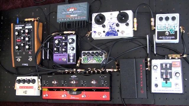 Decibel Eleven Pedal Palette & Hot Stone Deluxe Review - BestGuitarEffects.com смотреть онлайн