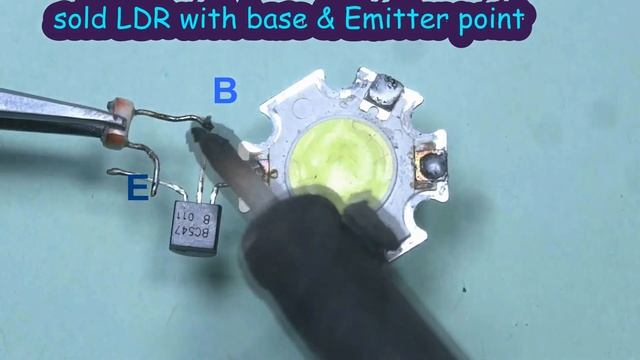 12 Volts LED light Control with LDR смотреть онлайн