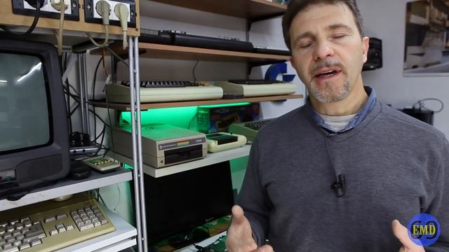 Ripariamo il Commodore 64 dell'utente Saverio, riparazione con Dead test assistita смотреть онлайн