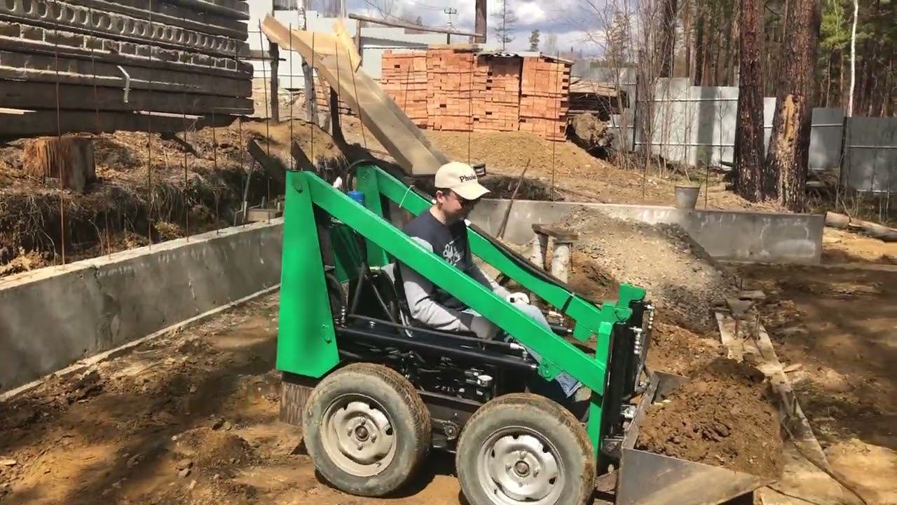 Обзор самодельного погрузчика и Погрузчик в работе. смотреть онлайн