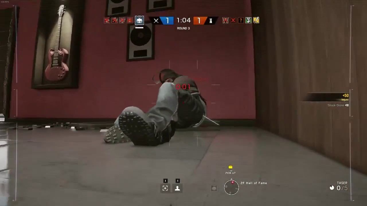 Bandit Doesn't Like Being Shocked - Rainbow 6 Siege смотреть онлайн