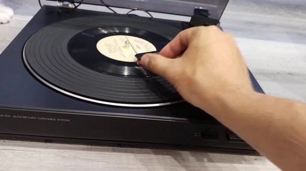 JVC AL-E31BK и акустика JVC sp-e31