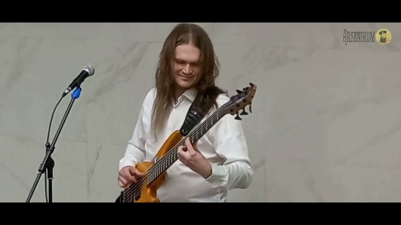 «Космическая» мелодия. Соло на бас-гитаре смотреть онлайн