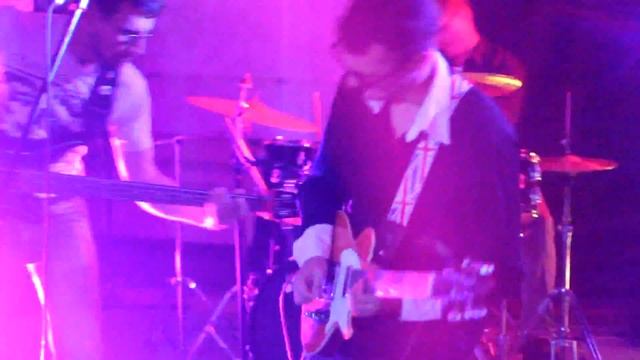 Сухарев Бэнд - Bad To The Bone (George Thorogood & The Destroyers cover) смотреть онлайн