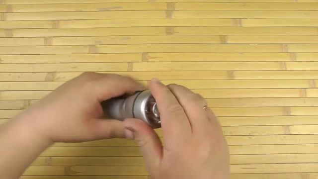 Распаковка Varta Gelly Light LED 2AA Grey 16616101421_grey смотреть онлайн