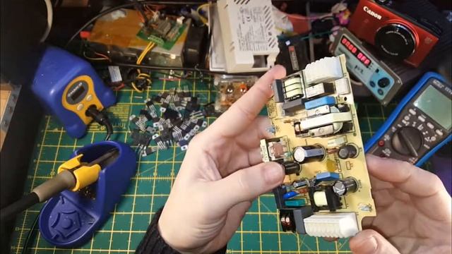 Salvaging electronic components | DrRunCMD смотреть онлайн