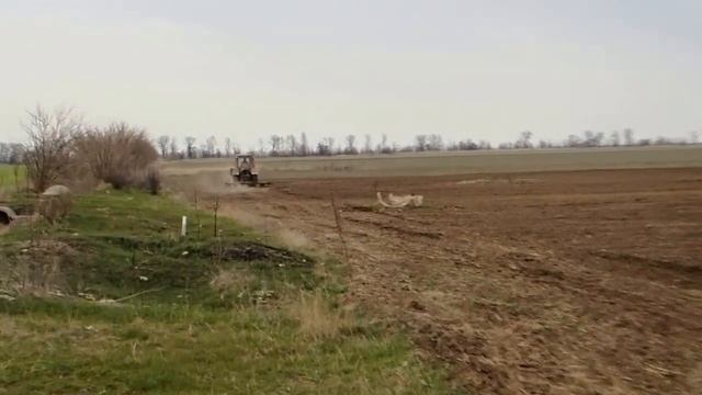 Культевация поле,подготовка к посевному (2) 22.03.2016 смотреть онлайн