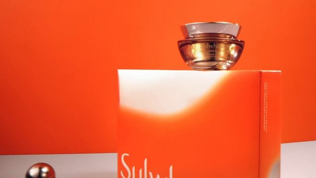 Sulwhasooㅣ2023 HOLIDAY COLLECTIONㅣFirst Care Activating Serum & Concentrated Ginseng Renewing Cream смотреть онлайн