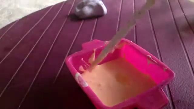Лизун из клея пва и тетрабората натрия?! смотреть онлайн