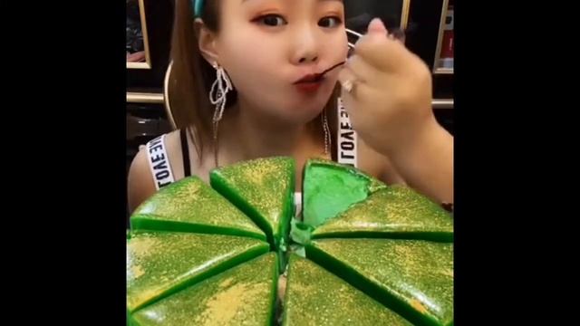 МУКБАНГ/ АСМР - муссовые тортики. 💗Вкусно 😋 MUKBANG / ASMR - mousse cakes. 💗Yammy смотреть онлайн