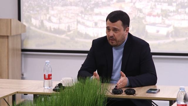 Глава города о бассейнах смотреть онлайн