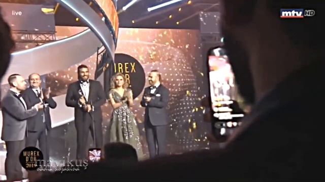 Demet Özdemir ♡ Can Yaman | Murex D'or 2019 смотреть онлайн