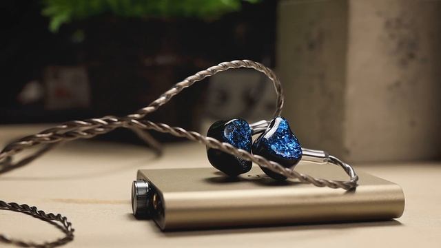 Обзор THIEAUDIO Hype 4 и сравнение с THIEAUDIO Hype 2