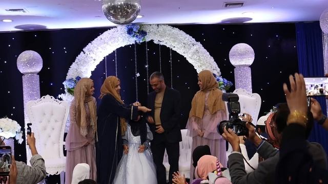👑Honoring Fatima Masud (7 yrs) | Fatima was crowned by her Parents for memorization of Entire Quran смотреть онлайн