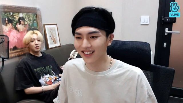 [NOSUB] 200607 VLIVE PENTAGON WOOSEOK & KINO: Kino's room смотреть онлайн