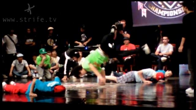(1/2) Rivers vs Jinjo| UK CHAMPS KOREA qualifiers '09 (finals) смотреть онлайн
