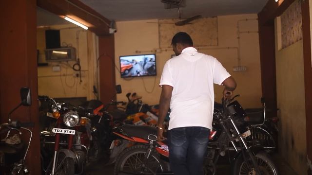 14nos.2strokes sales @low price only in #vintagerider #rx100 #kb100 #yezdi #jawa #shogun #rajdoot смотреть онлайн
