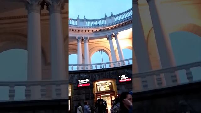 #ждвокзал #сочи внутри здания смотреть онлайн