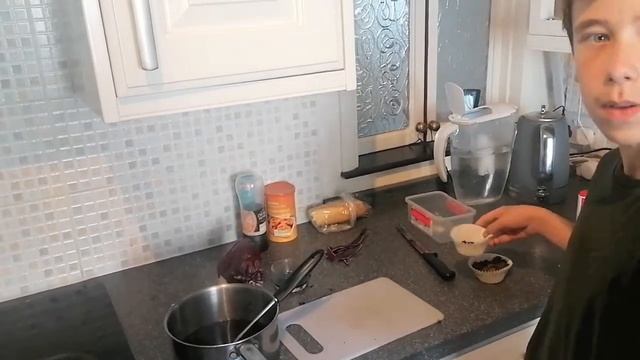 Test PH of Soil With A Red Cabbage - Checking for Alkaline or Acidic Soil смотреть онлайн