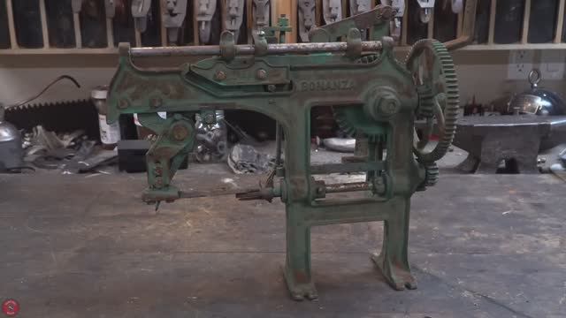 Самая неоправданно сложная овощечистка для яблок 1890-х годов [Реставрация] смотреть онлайн