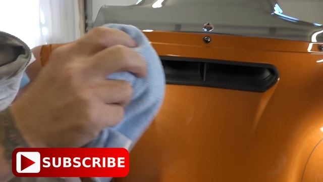 Best Motorcycle Paint & Chrome Wax, Polisher, Cleaner, Protector-Moto Glaze by Bike Brite смотреть онлайн
