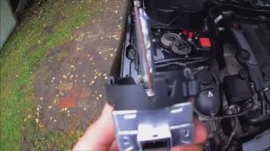 Замена ламп в фарах Mercedes Benz W212