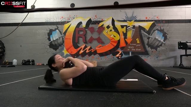 Abs with Annie: Tempo and isometric work смотреть онлайн