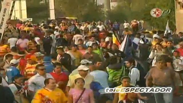 El color del MORELIA vs CRUZ AZUL -- Semifinal vuelta -- Clausura 2011 -- Mayo 15, 2011 смотреть онлайн