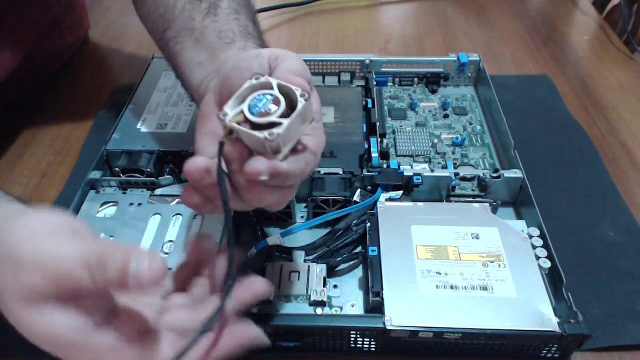 Replacing DELL R210 II fans by NOCTUA NF A4x20 смотреть онлайн