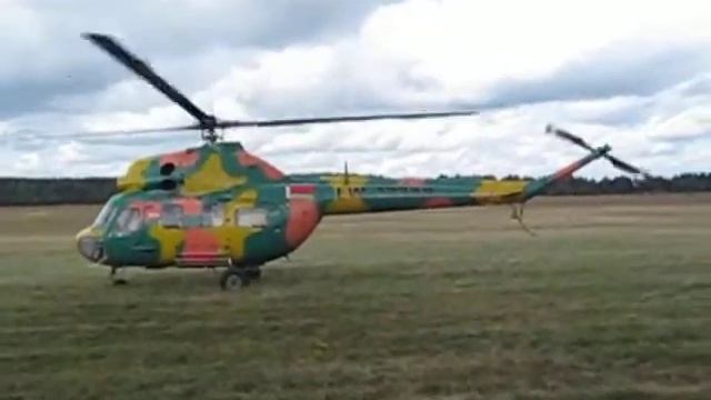 Взлёт Ми-2 (Mi-2) смотреть онлайн