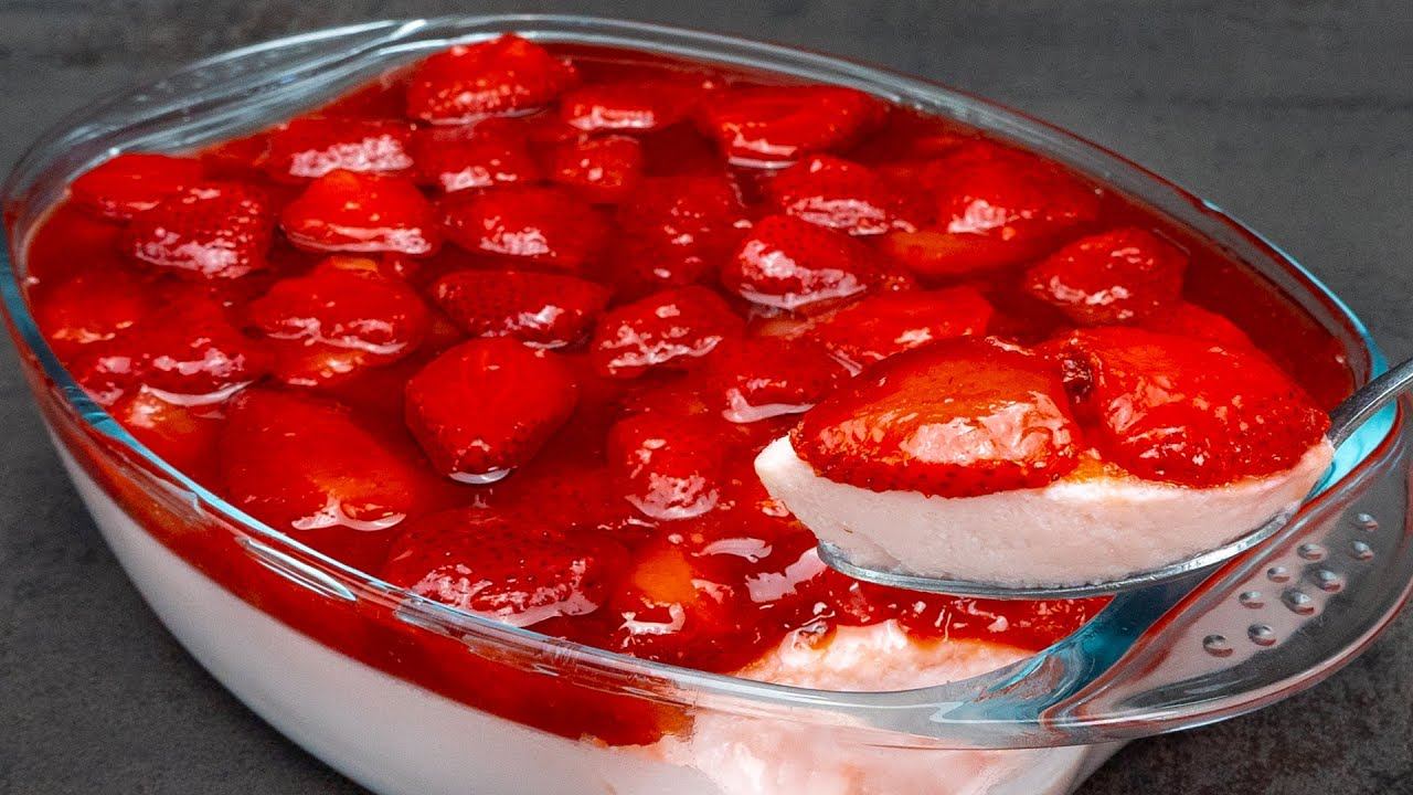 Strawberry dessert that I can't get enough of! It melts in your mouth! смотреть онлайн