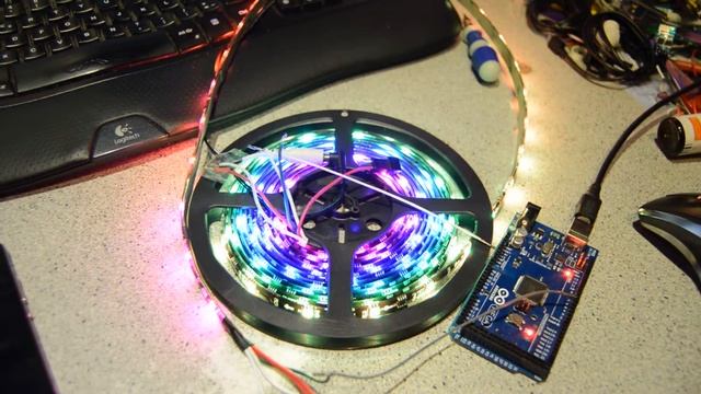 WS2811 & Arduino смотреть онлайн