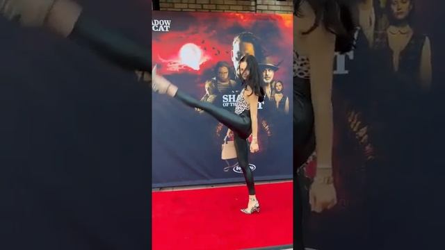 My iconic signature walk #marinamazepa #kick #catwalk #transitionqueen #viralshorts2022 смотреть онлайн
