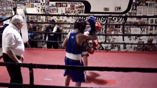 Marcello Tejada / Patrick O'Connor : Underground Boxing : 106 lb. open. 3 rounds смотреть онлайн