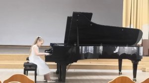 Истомина Есения, В. Моцарт Сонатина до мажор I ч.