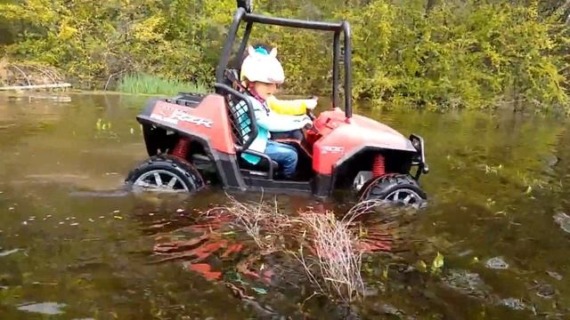 Amphibious Powerwheel RZR800 Peg Perego