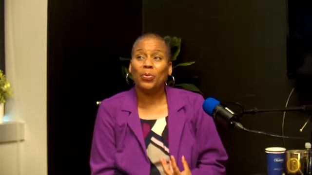 Special Guest Author Lisa Horton. Host Cristy McMillian On People To People. Mental Awareness Month смотреть онлайн