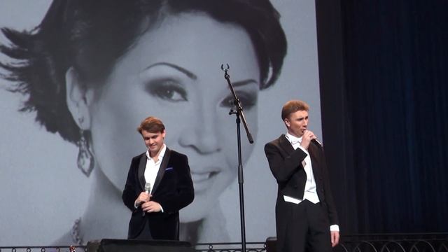 КОНЦЕРТ "МЕЛОДИИ СЕРДЦА" В БКЗ "ОКТЯБРЬСКИЙ" 20.06.2014 - ПЕСНЯ ОСТАЕТСЯ С ЧЕЛОВЕКОМ смотреть онлайн